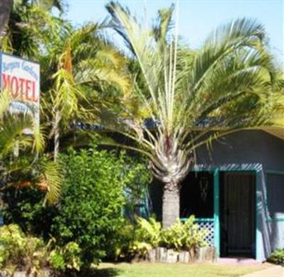 фото отеля Bargara Gardens Motel & Holiday Villas