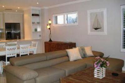 фото отеля Bargara Gardens Motel & Holiday Villas