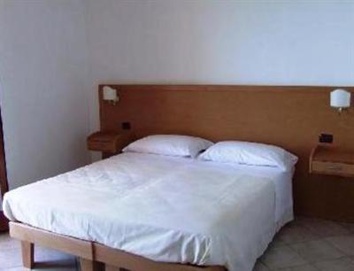 фото отеля Hotel Corallo Gioiosa Marea