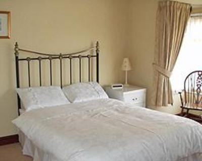 фото отеля The Glades Guest House