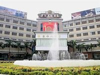 Deluxe Hotel