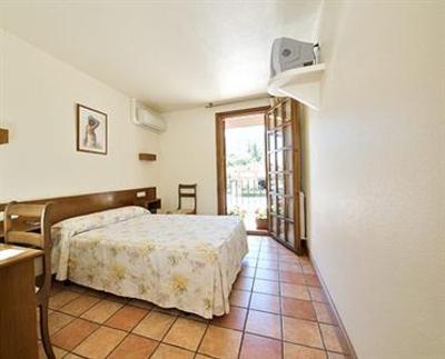 фото отеля Hostal Lorentxo Olaibar