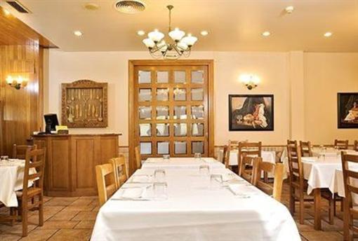 фото отеля Hostal Lorentxo Olaibar