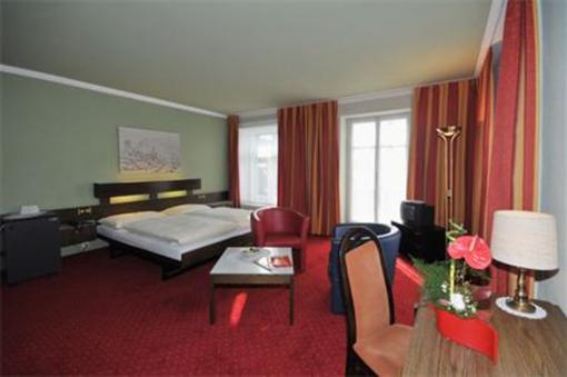 фото отеля Hotel Monopol-Metropol