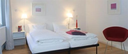 фото отеля Einzigartig Das kleine Hotel im Wasserviertel