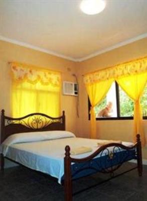 фото отеля Menchus Pension House