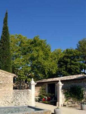 фото отеля La Ferme De Capelongue Apartments Bonnieux