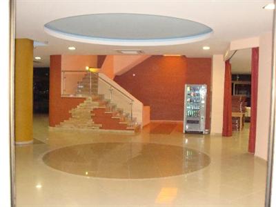 фото отеля Plaza Hotel Masouri