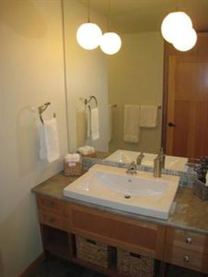 фото отеля Black Bear Guesthouse