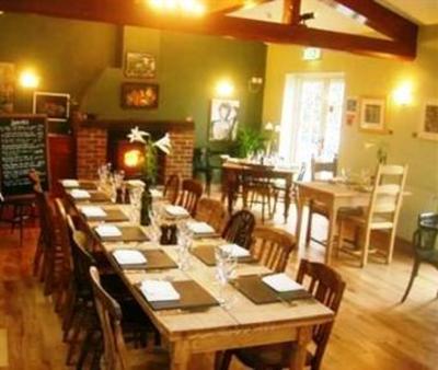 фото отеля The Angel Inn Warminster