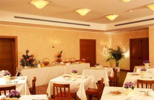 фото отеля Castello Hotel L'Aquila