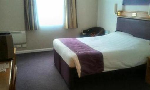 фото отеля Premier Inn Wrexham