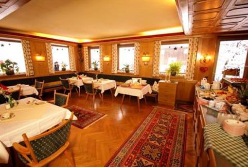 фото отеля Landhaus Kumbichl Hotel Mayrhofen