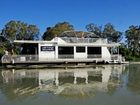 фото отеля Boats and Bedzzz Houseboat Stays