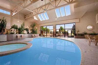 фото отеля Hilton Salt Lake City Airport