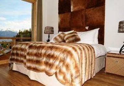 фото отеля Crans Luxury Lodges