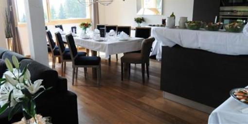 фото отеля Crans Luxury Lodges
