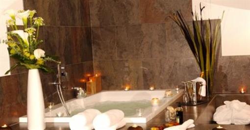фото отеля Crans Luxury Lodges