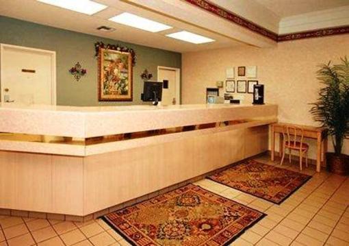 фото отеля Econo Lodge Mobile