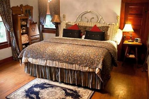 фото отеля The Hale House Inn