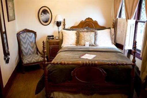 фото отеля The Hale House Inn
