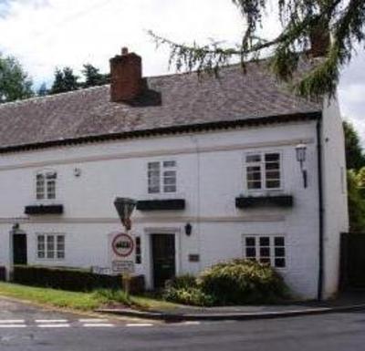 фото отеля Queens Lodge Bromsgrove