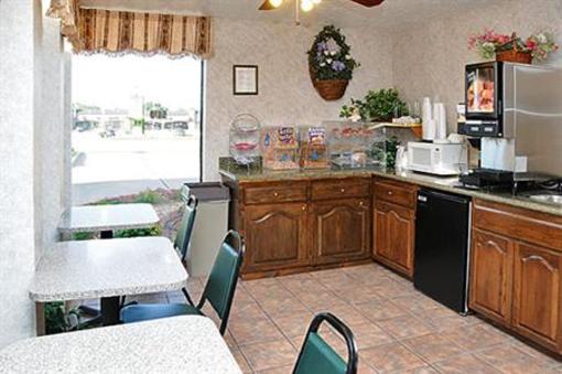 фото отеля Executive Inn Northwest Oklahoma City