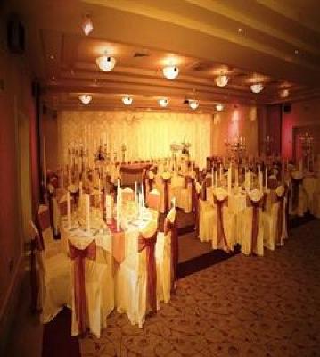 фото отеля Claregalway Hotel