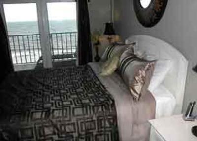 фото отеля Surfside Shores
