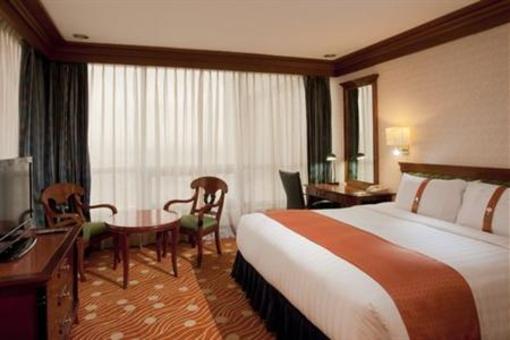 фото отеля Holiday Inn Manila Galleria