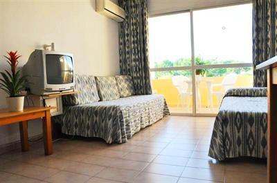 фото отеля Montenova Apartments Calvia