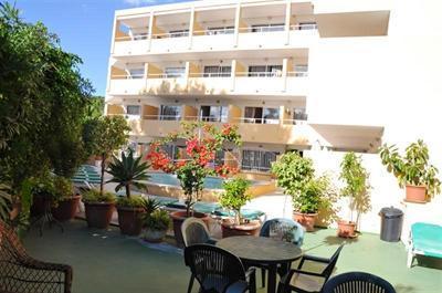 фото отеля Montenova Apartments Calvia