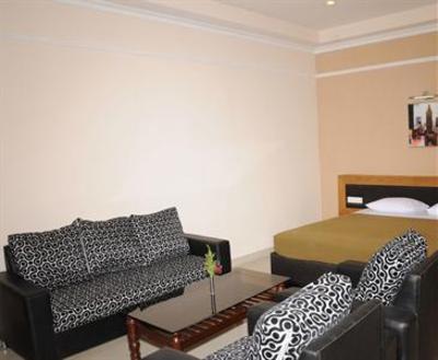 фото отеля Mysore Hotel Complex