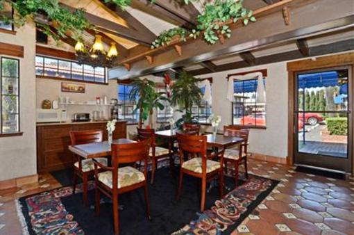 фото отеля Americas Best Value Inn Concord