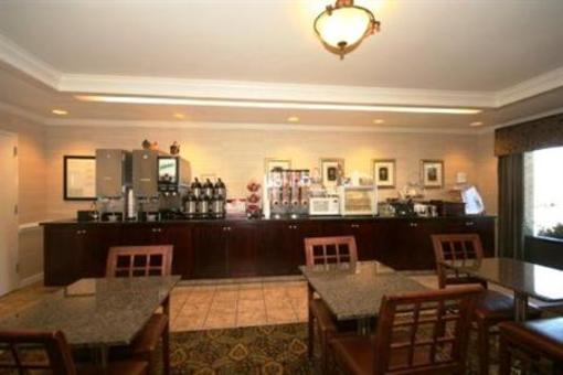 фото отеля BEST WESTERN Cary Inn