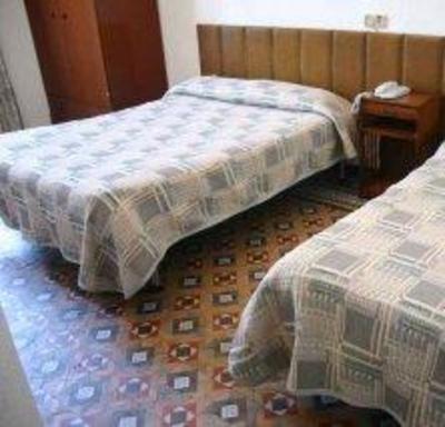 фото отеля Hostal Neutral Barcelona