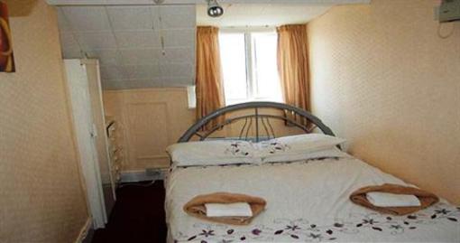 фото отеля Crystal House Hotel