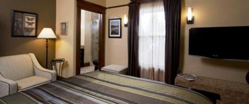 фото отеля The Lions Gate Inn Bed & Breakfast