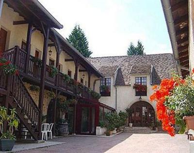 фото отеля Logis Des Trois Maures