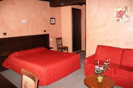 фото отеля Logis Des Trois Maures