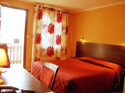 фото отеля Logis Des Trois Maures