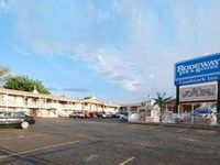 Rodeway Inn & Suites Landmark Inn