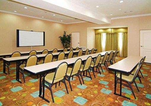 фото отеля Comfort Suites Hillsboro