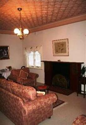 фото отеля Whispering Pines Chalet
