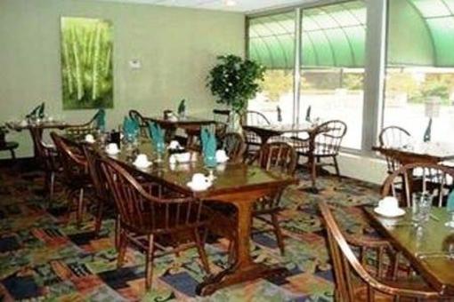 фото отеля Holiday Inn Russellville