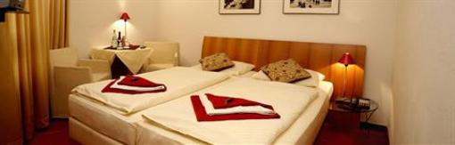 фото отеля Prinzregent Hotel