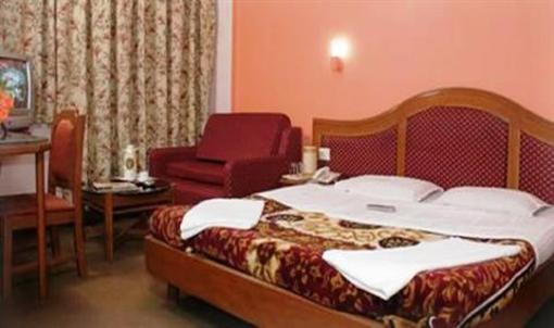 фото отеля Sunny Midtown Hotel Mahabaleshwar