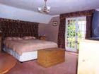 фото отеля Oaklands Bed & Brekfast Worcester