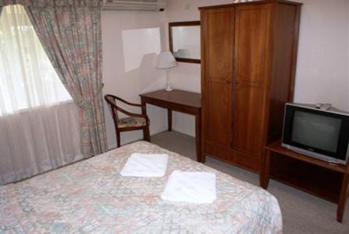 фото отеля Burke and Wills Motor Inn