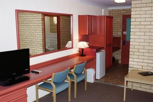 фото отеля Burke and Wills Motor Inn